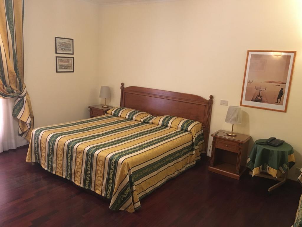 Clarice Hotel 카스텔누오보 디 포르토 외부 사진